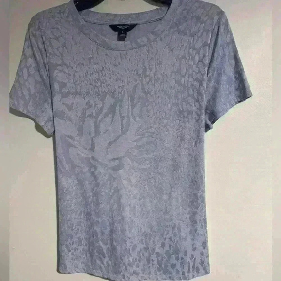 Simply Vera Verawang size L women’s shirt. EUC with tie back - Picture 1 of 3
